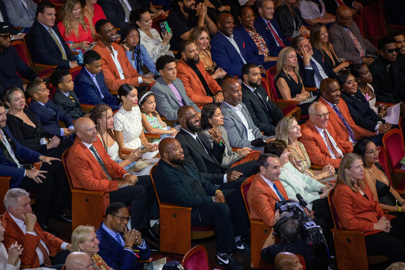 LeBron James, Jim Boeheim and Mike Krzyzewski, among others, watch the 2025 Basketball Hall of Fame induction ceremony. All three people played a pivotal role in Anthony’s basketball career.