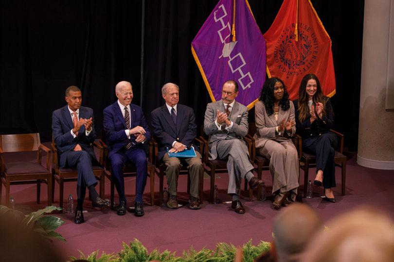 Ceremony speakers applaud Brodsky for his commissioning of Biden’s portrait. Brodsky and Biden were good friends when they attended SU law together, the former President said during his speech.