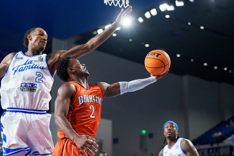 La Familia knocked down five 3-pointers in the first quarter and regained that touch with two in the Elam Ending, aiding Boeheim’s Army elimination from TBT.