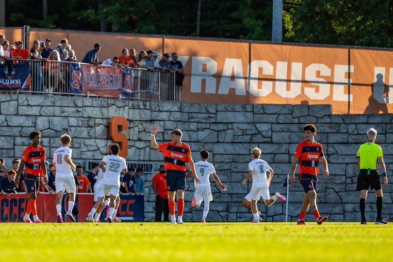 While Syracuse led in the second half, Gabriel Oksanen’s 10th-minute red card doomed SU in its 3-2 loss to New Hampshire Sunday. 