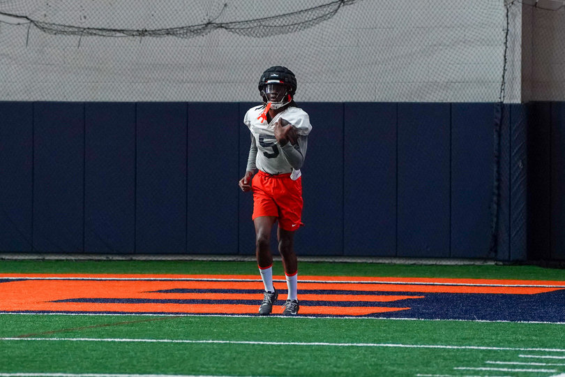 Calvin Russell III ran out with SU before Saturday’s dominant win over UNH. Fran Brown says he will return in the next few weeks.