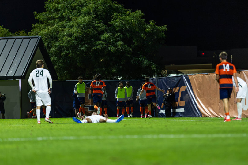 SU scored two second-half goals to beat Le Moyne 2-0 in the Salt City Derby. It’s SU’s first win over its crosstown rivals at the D-I level.