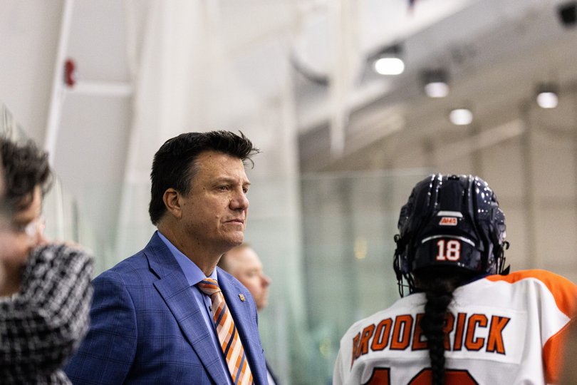 Brian Idalski secured his first win as Syracuse ice hockey head coach in dominant fashion with a 3-0 win over Stonehill Friday night. 