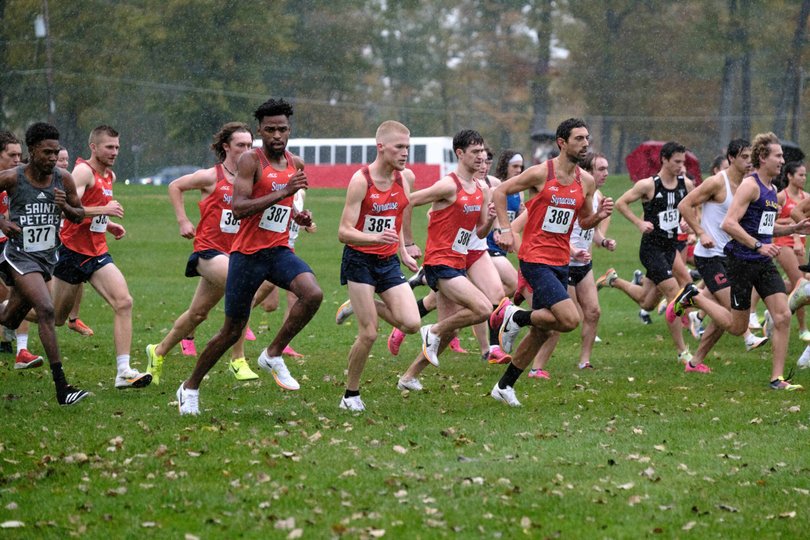 Syracuse men's cross country remained at No. 9 in the USTFCCCA Poll for the second straight week.