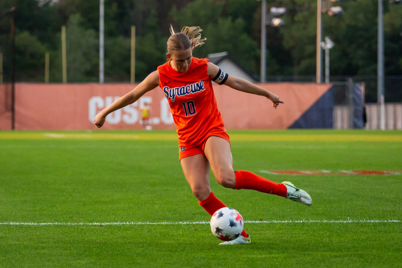Syracuse women’s soccer’s Gabby Wisbeck shoots a ball against Niagara on Aug. 27. In addition to being a Division I athlete, she’s part of the Syracuse Ambulance Team and Student-Athlete Advisory Committee.